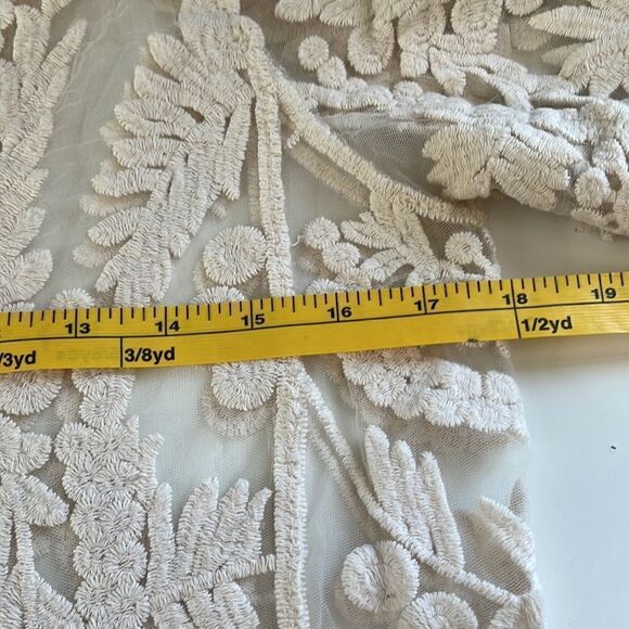 Me My Emblem Embroidered Cream Blouse Top - Picture 8 of 10